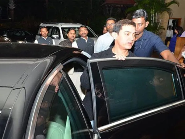 Mobil mewah seleb Bollywood Berbagai sumber Mobil mewah seleb Bollywood Berbagai sumber