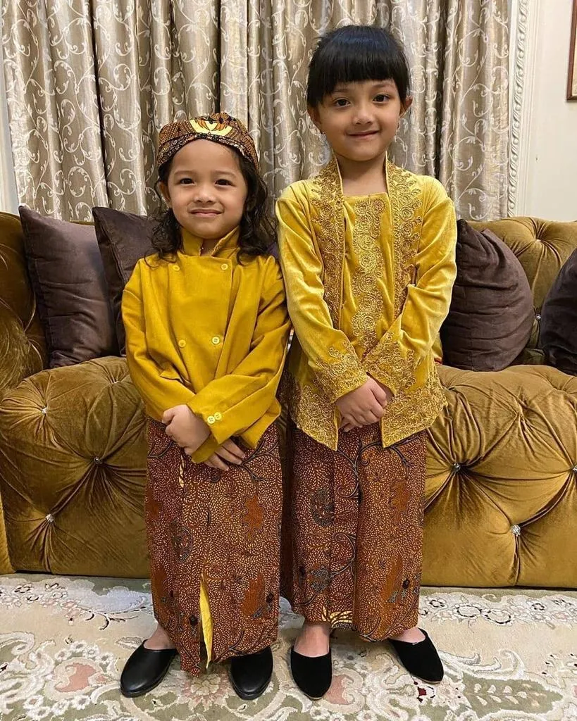 Arsy pakai baju daerah Instagram