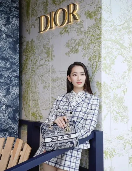 Pesona Ashley Lam © Instagram Pesona Ashley Lam © Instagram