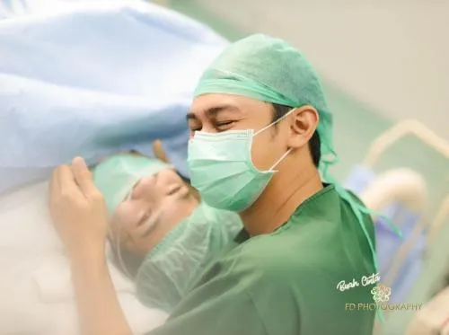 Seleb melahirkan pada 2021 Berbagai sumber Seleb melahirkan pada 2021 Berbagai sumber