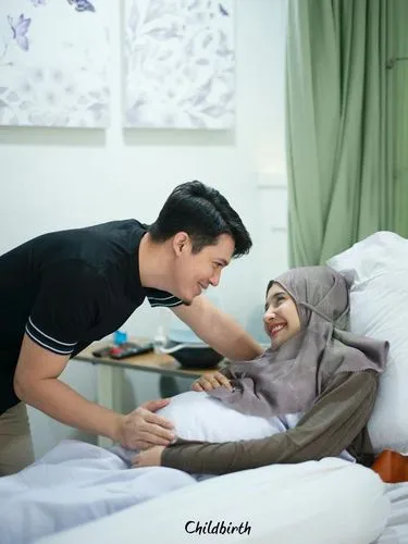 Seleb melahirkan pada 2021 Berbagai sumber Seleb melahirkan pada 2021 Berbagai sumber