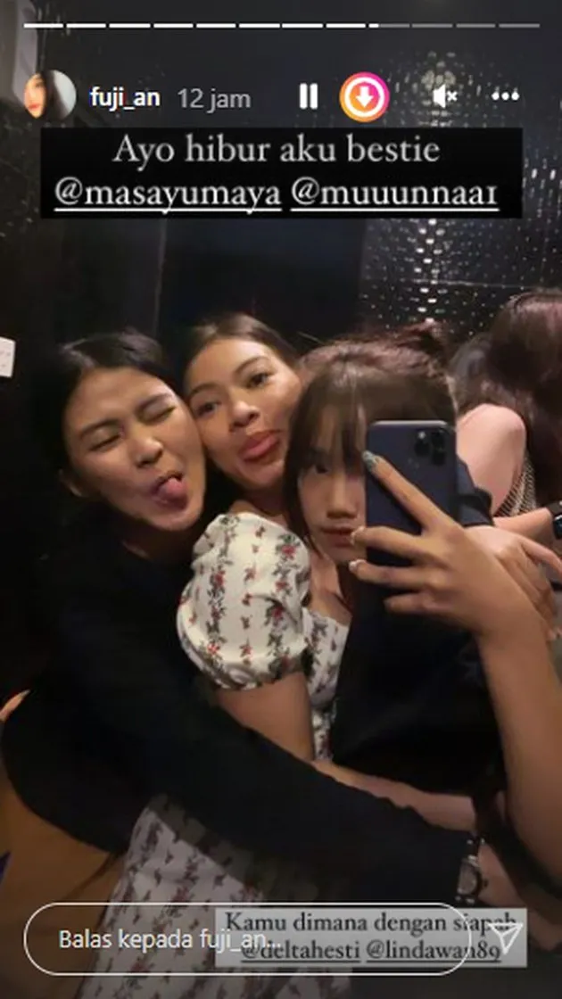 Fuji liburan © 2021 brilio.net Fuji liburan © 2021 brilio.net