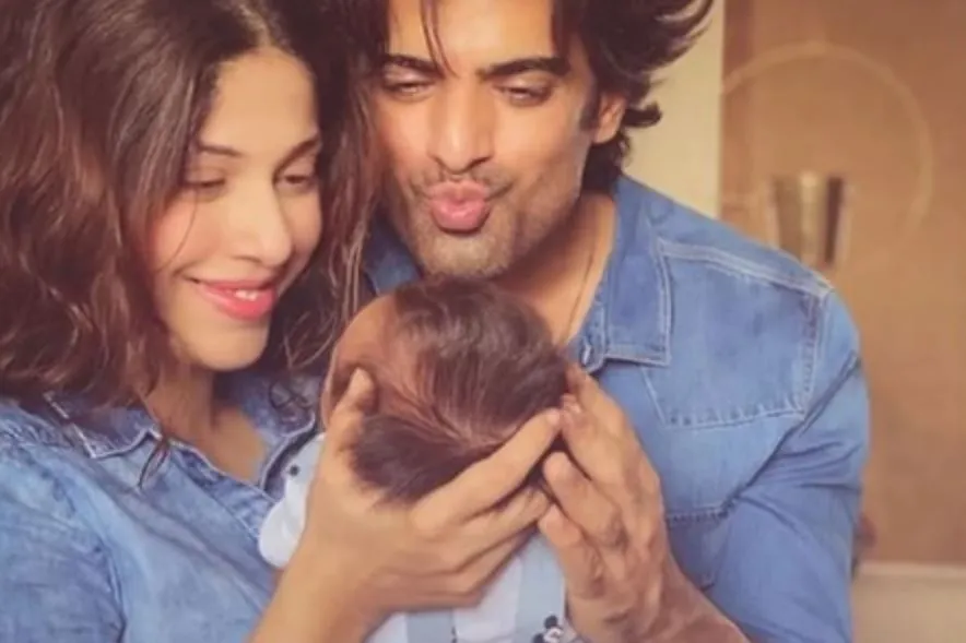 seleb Bollywood momong anak 2021 © 2022 brilio.net