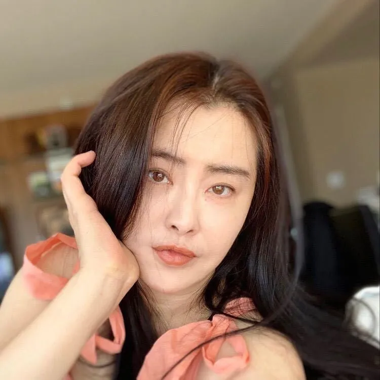 potret terbaru Joey Wang © Instagram potret terbaru Joey Wang © Instagram