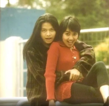 potret jadul Dewi Gita & Armand Maulana Berbagai sumber potret jadul Dewi Gita & Armand Maulana Berbagai sumber