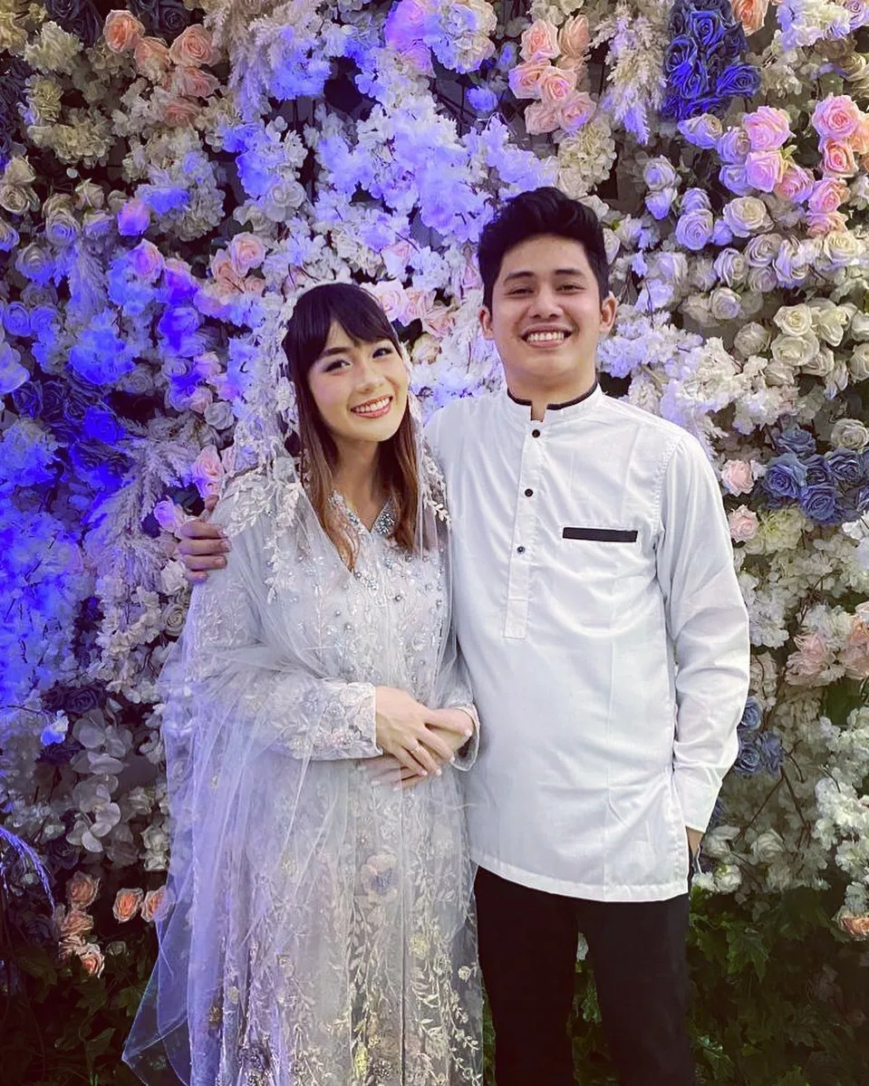 tasyakuran 4 bulan adiezty gilang  © 2022 berbagai sumber