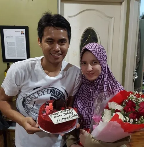 atlet bulu tangkis dan pasangan Berbagai sumber atlet bulu tangkis dan pasangan Berbagai sumber