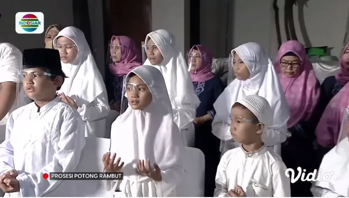 momen akikah anak lesty dan rizky billar © YouTube momen akikah anak lesty dan rizky billar © YouTube