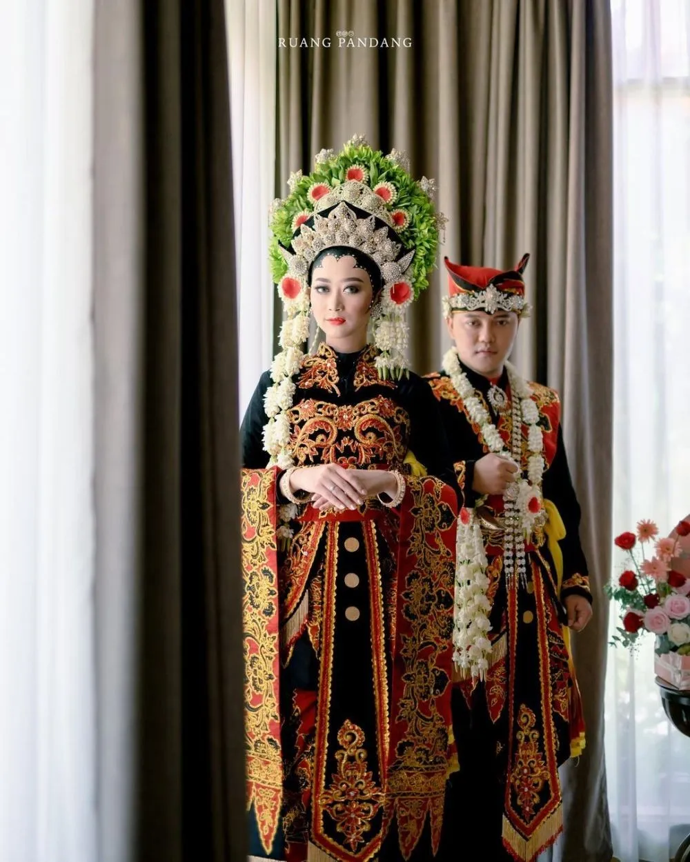 Momen ngunduh mantu penyanyi © berbagai sumber Momen ngunduh mantu penyanyi © berbagai sumber