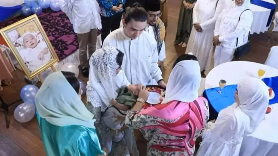 akikah Terpaksa Menikahi Tuan Muda Berbagai sumber