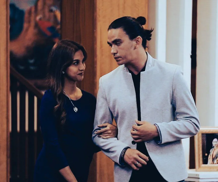 Abi dan Kinan Terpaksa Menikahi Tuan Muda Berbagai sumber Abi dan Kinan Terpaksa Menikahi Tuan Muda Berbagai sumber