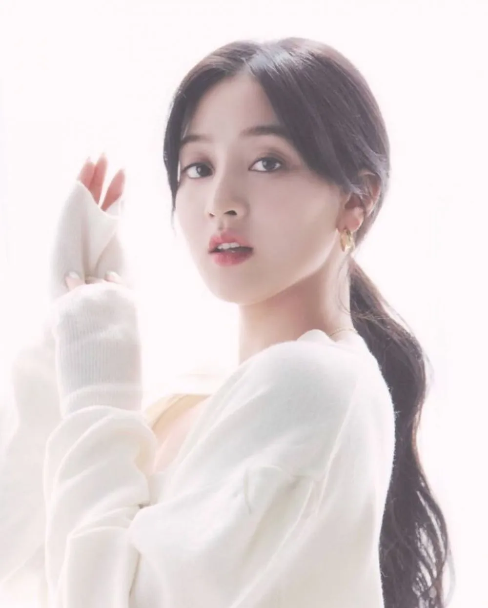 11 Idol K-Pop ini ulang tahun di bulan Februari, ada J-Hope BTS © 2022 brilio.net 11 Idol K-Pop ini ulang tahun di bulan Februari, ada J-Hope BTS © 2022 brilio.net