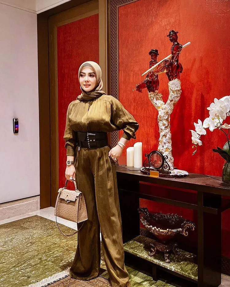 Artis yang merambah bisnis NFT © berbagai sumber