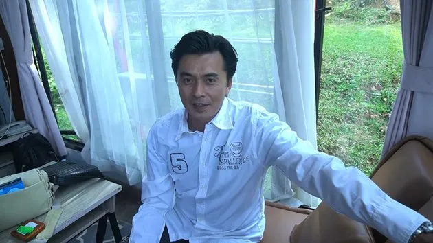 momen reuni pemain Misteri Gunung Merapi © YouTube momen reuni pemain Misteri Gunung Merapi © YouTube