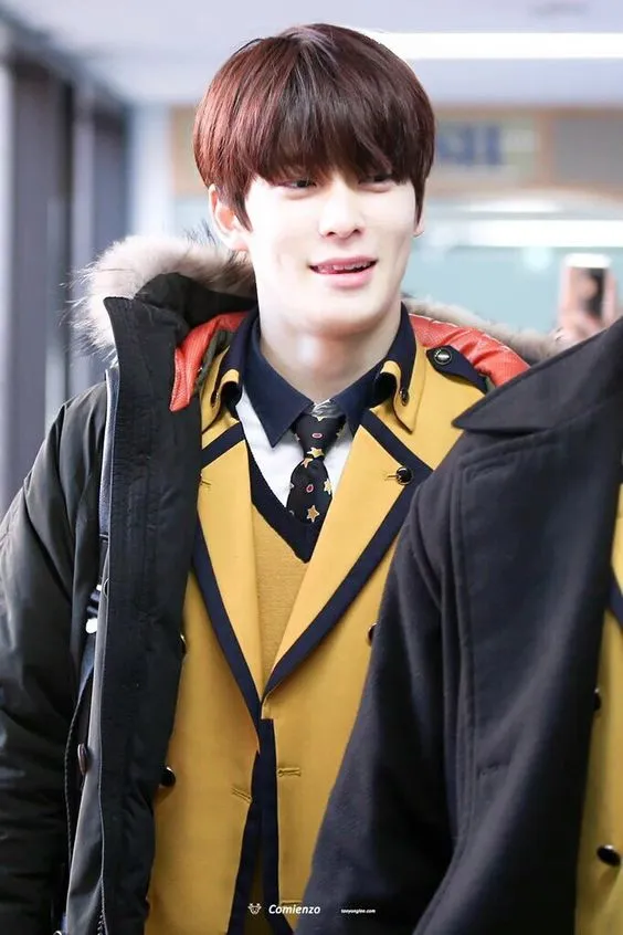 Potret transformasi Jaehyun NCT © berbagai sumber Potret transformasi Jaehyun NCT © berbagai sumber