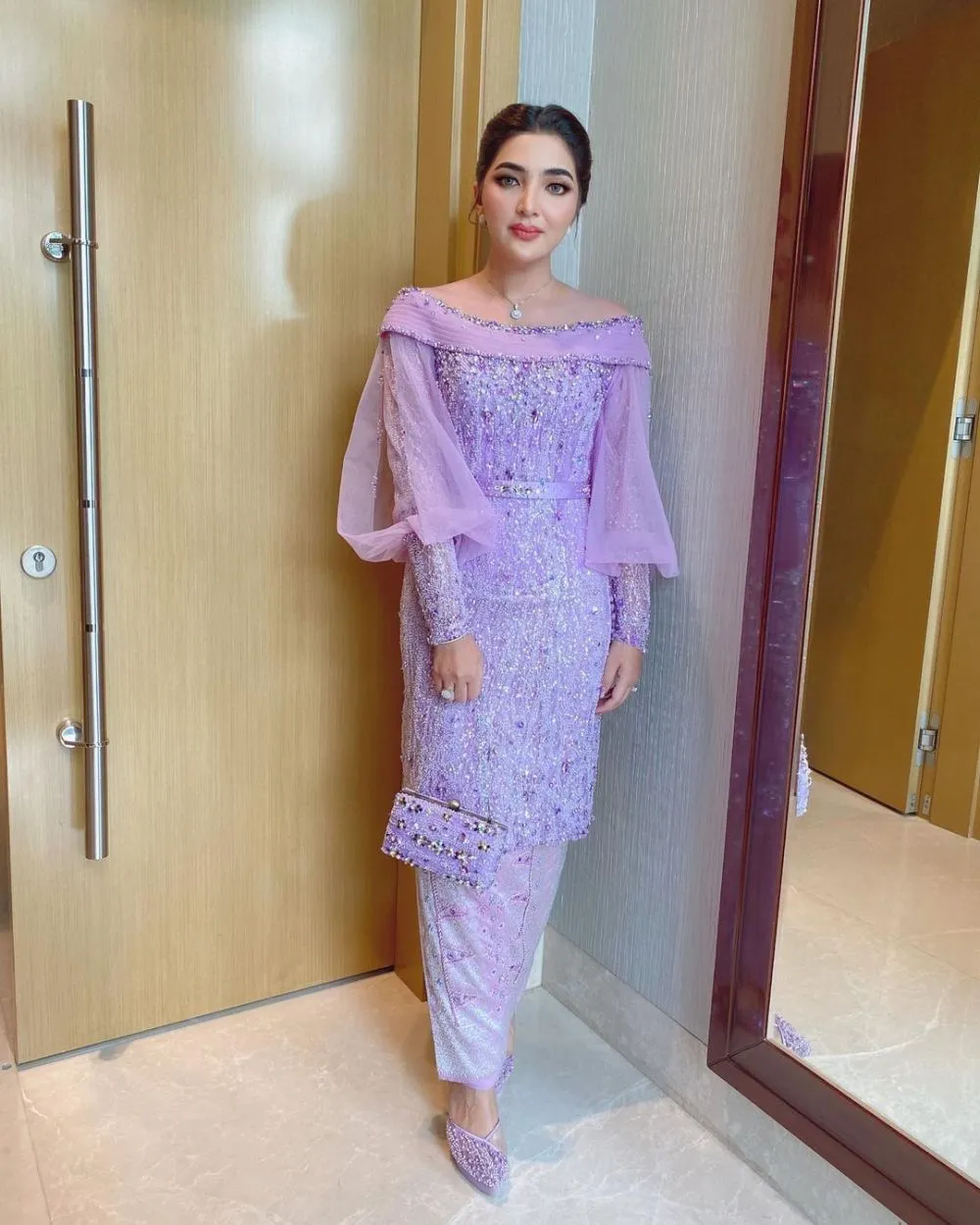 penampilan ashanty hadiri kondangan © instagram