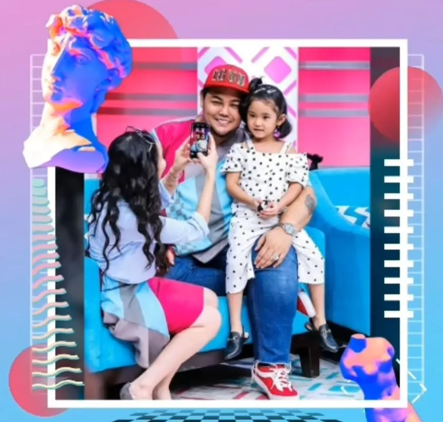 Potret Ivan Gunawan bareng Ayu Ting Ting dan Bilqis Instagram Potret Ivan Gunawan bareng Ayu Ting Ting dan Bilqis Instagram