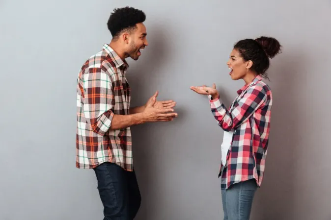 Posesif adalah sifat mengekang © 2022 berbagai sumber Posesif adalah sifat mengekang © 2022 berbagai sumber