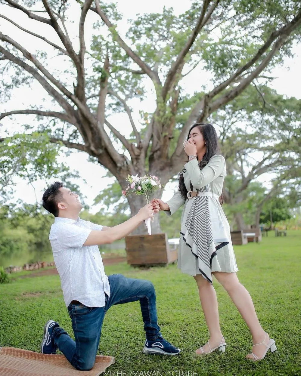 Potret mesra Kiki The Potters dan kekasih Instagram