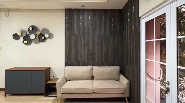 potret kantor baru Wirda Mansur © YouTube potret kantor baru Wirda Mansur © YouTube