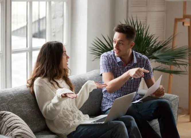 Playing victim adalah © 2022 berbagai sumber 