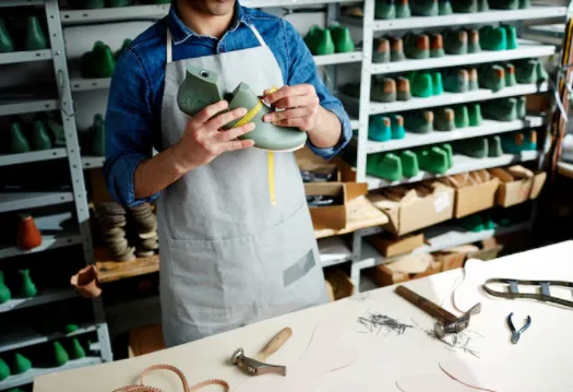 UMKM adalah © 2022 berbagai sumber UMKM adalah © 2022 berbagai sumber