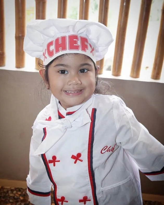 potret almira putri annisa pohan dari kecil © instagram potret almira putri annisa pohan dari kecil © instagram