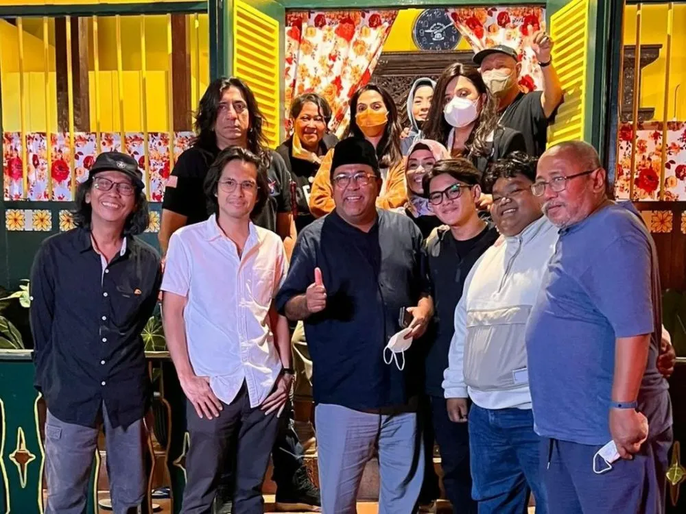 Momen reuni pemain Si Doel © berbagai sumber Momen reuni pemain Si Doel © berbagai sumber