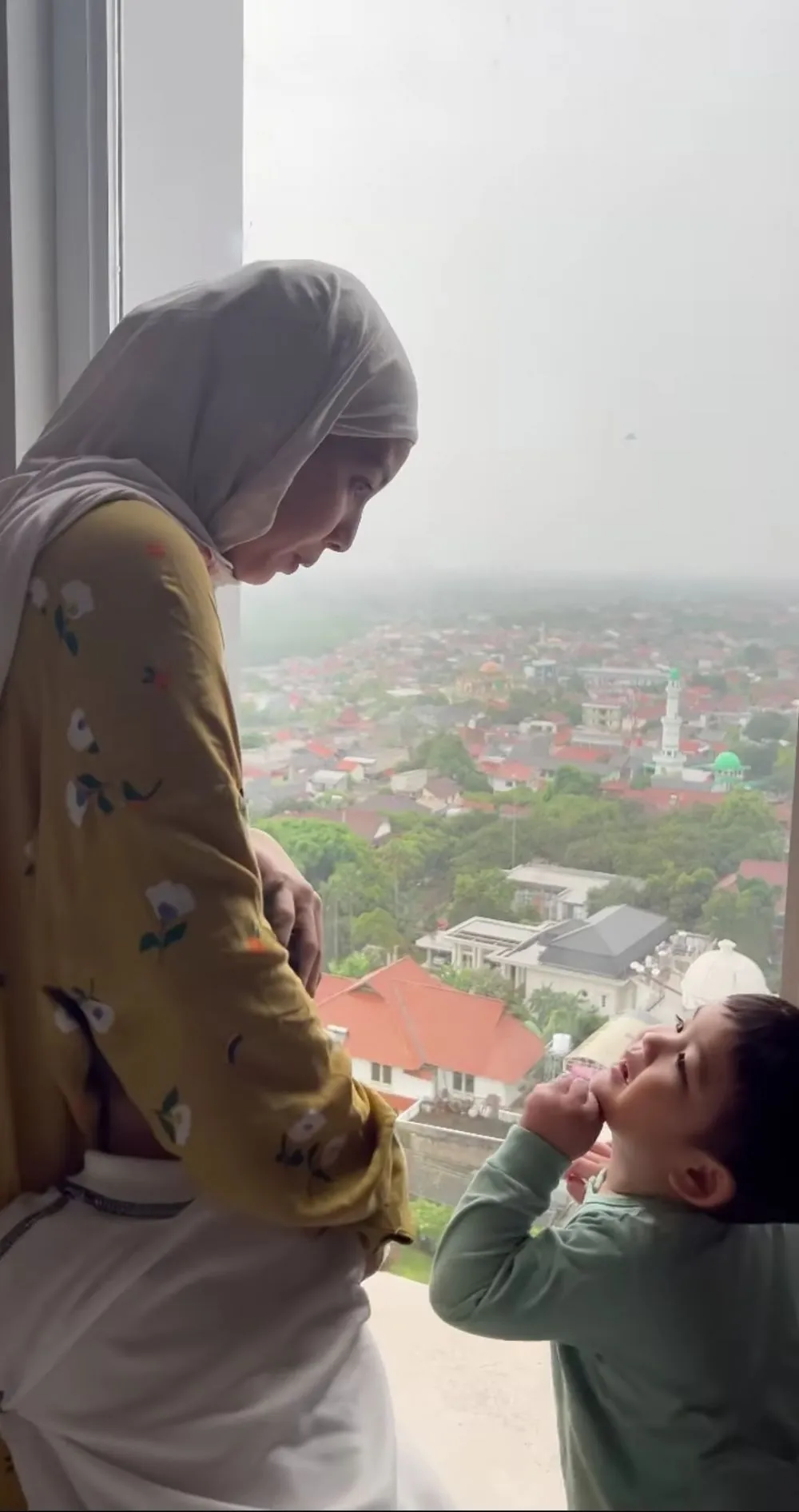 apartemen tempat staycation tya ariestya © instagram apartemen tempat staycation tya ariestya © instagram