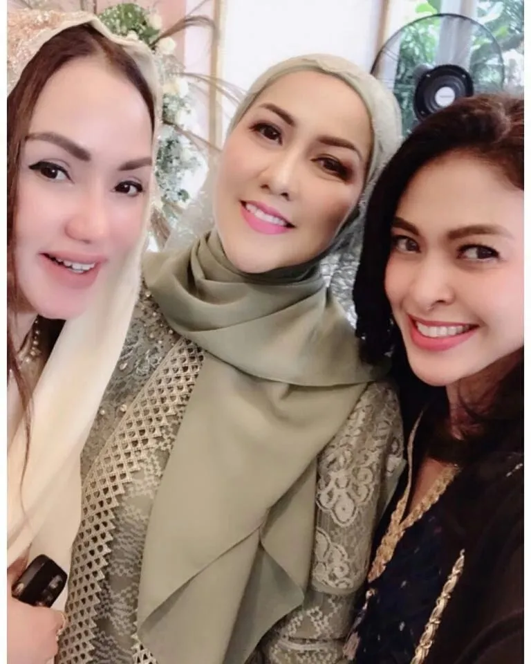 Potret persahabatan Venna Melinda & Indira Soediro © Instagram Potret persahabatan Venna Melinda & Indira Soediro © Instagram