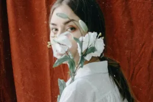 Kamu seorang introvert atau ekstrovert? Ketahui lewat tes ini, yuk