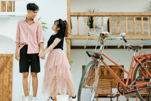 Ketahui tanda seseorang jatuh cinta berdasarkan zodiak, kamu gimana?