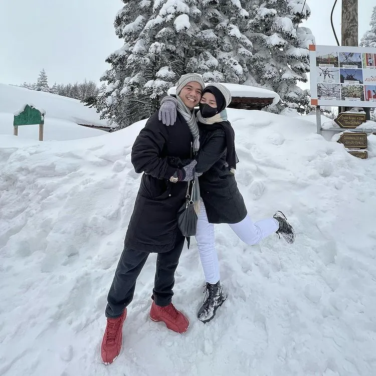 potret Ridho DA dan istri honeymoon ke Turki © berbagai sumber