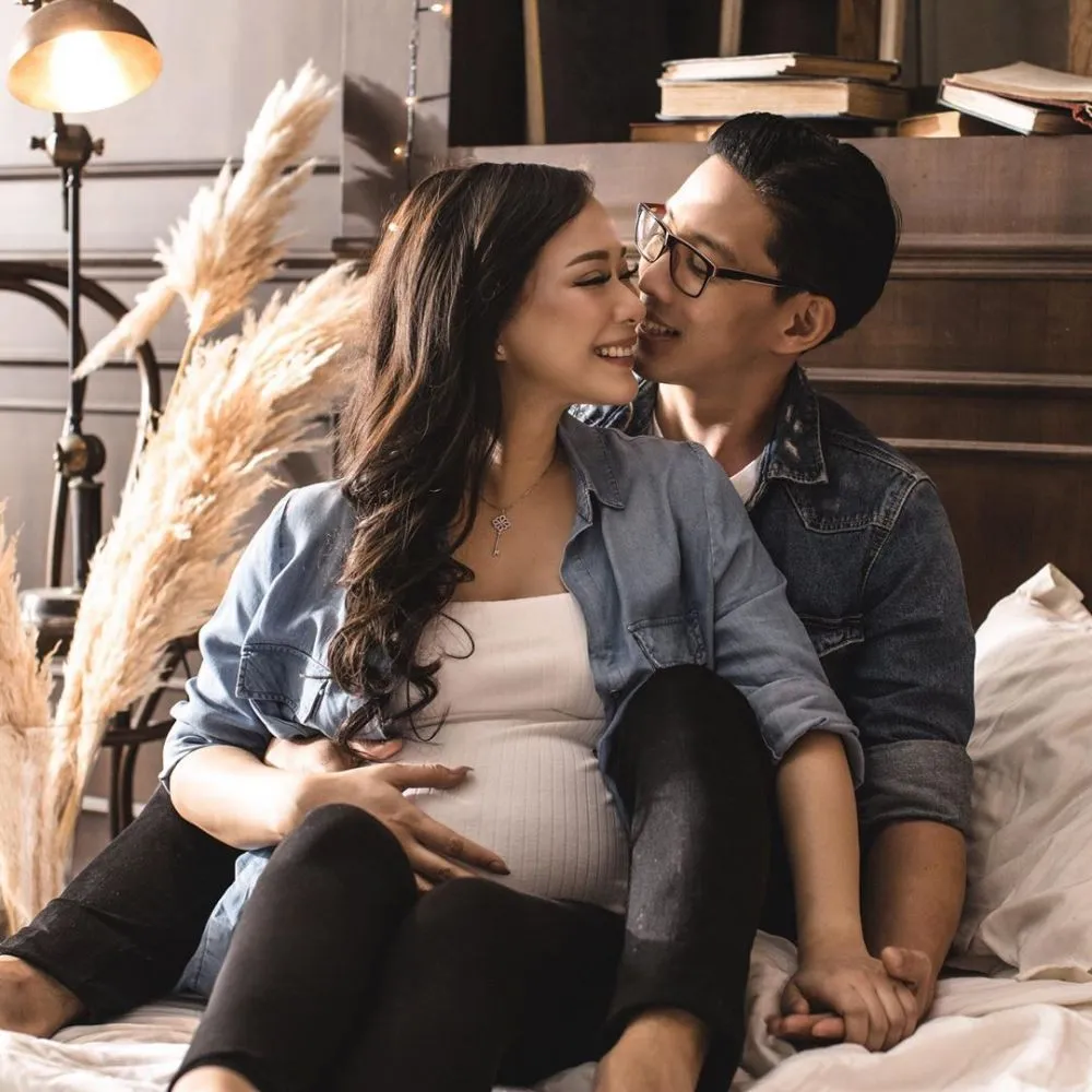 Gaya materinty shoot presenter © berbagai sumber