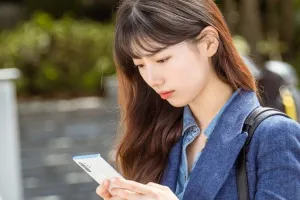 Berapakah usia mentalmu berdasarkan kebiasaanmu bermedia sosial?