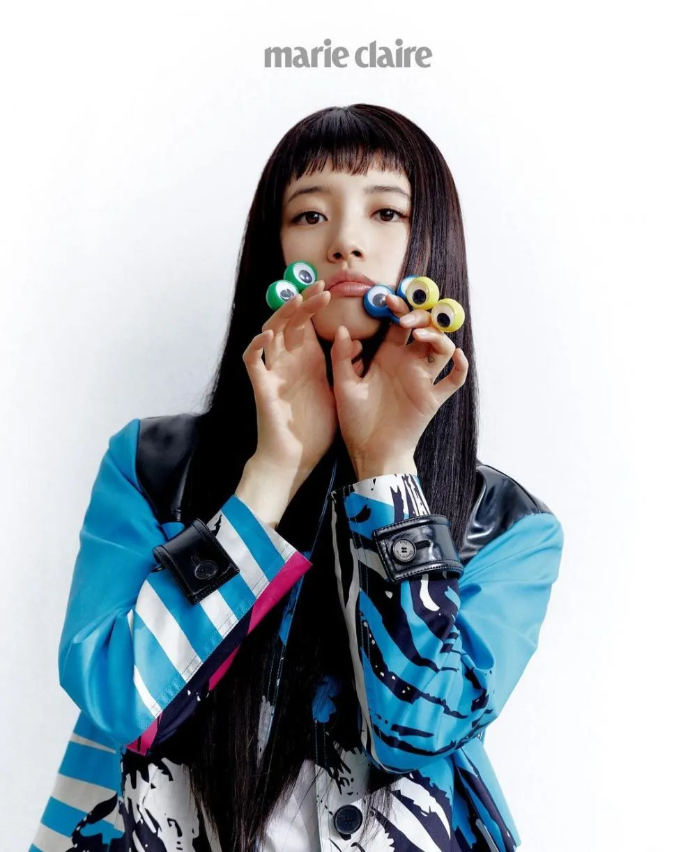 Pemotretan terbaru Bae Suzy © berbagai sumber Pemotretan terbaru Bae Suzy © berbagai sumber