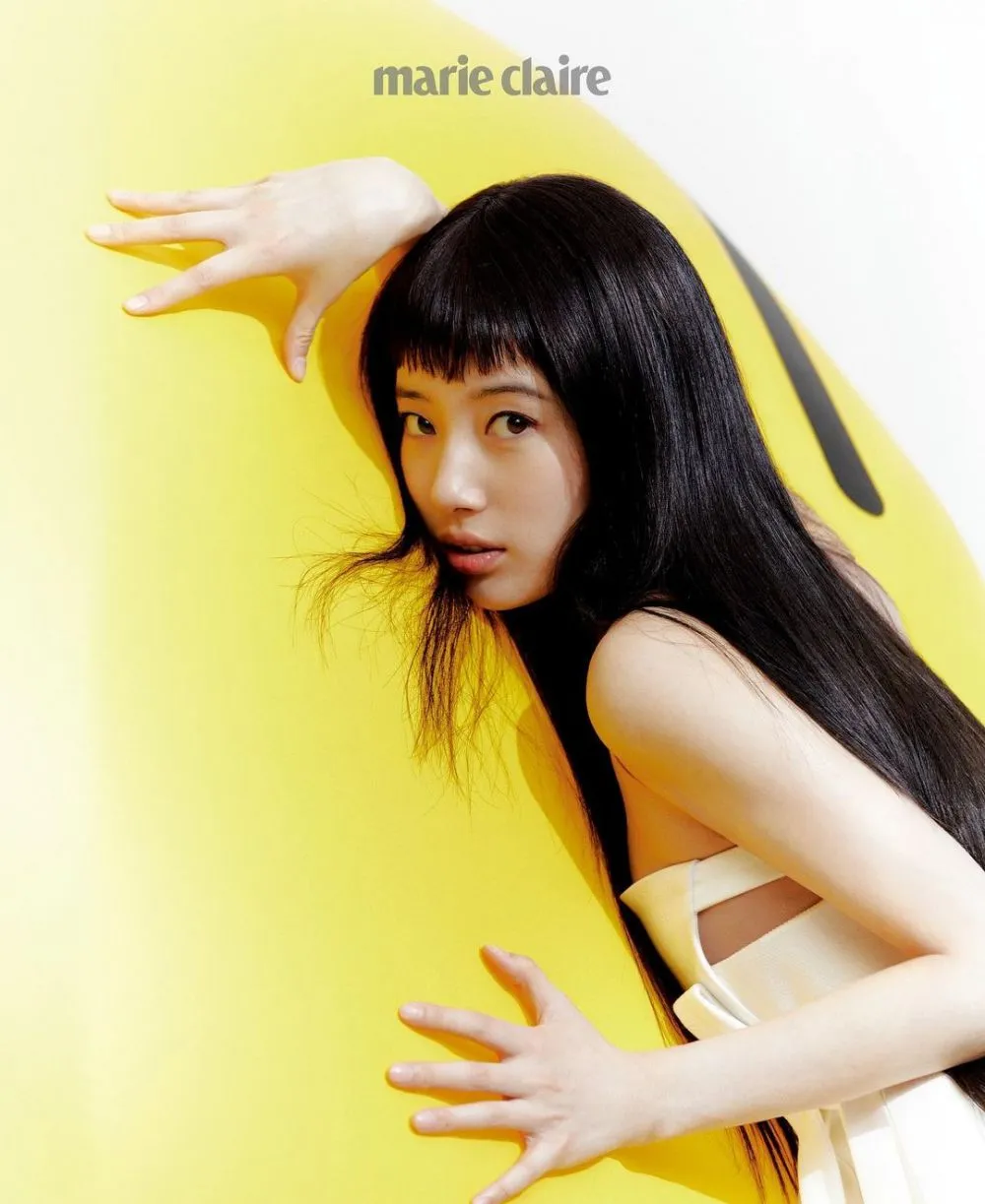 Pemotretan terbaru Bae Suzy © berbagai sumber Pemotretan terbaru Bae Suzy © berbagai sumber