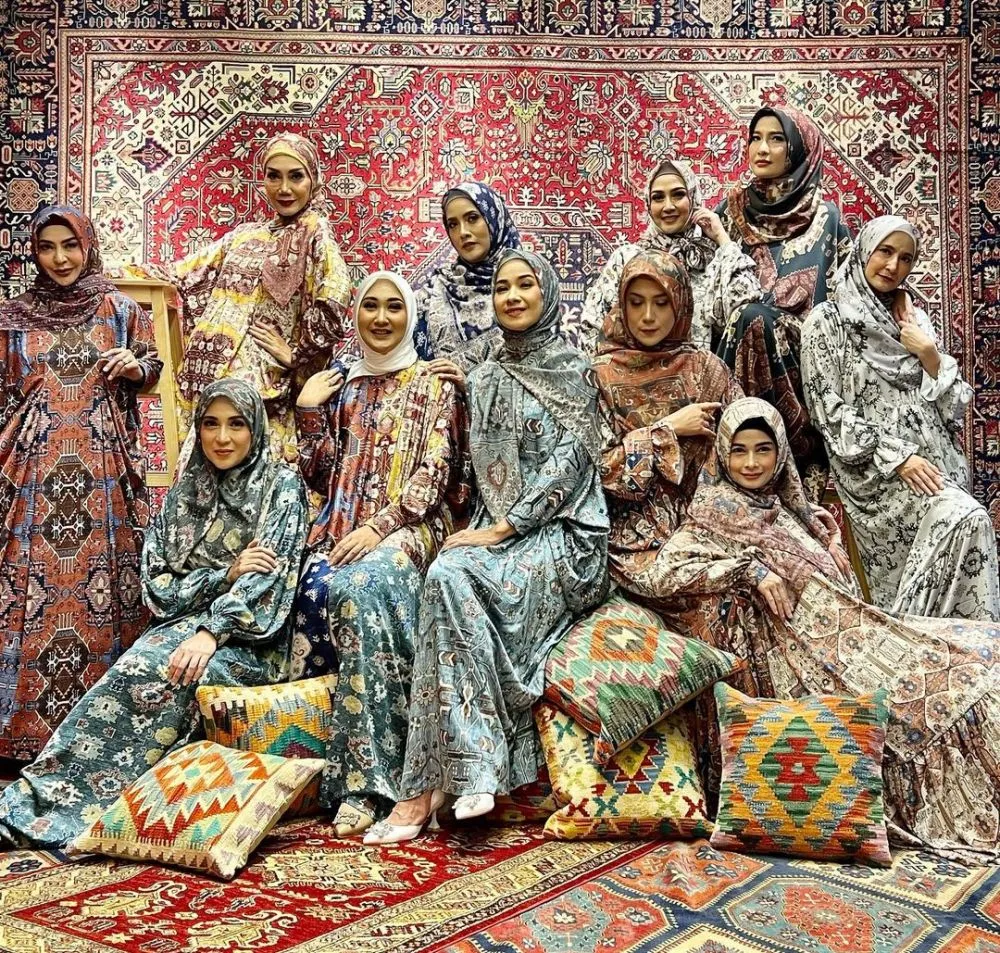 Momen reunian pesinetron era 2000-an Instagram Momen reunian pesinetron era 2000-an Instagram