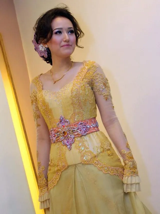 Transformasi Adelia Wilhelmina Berbagai sumber Transformasi Adelia Wilhelmina Berbagai sumber