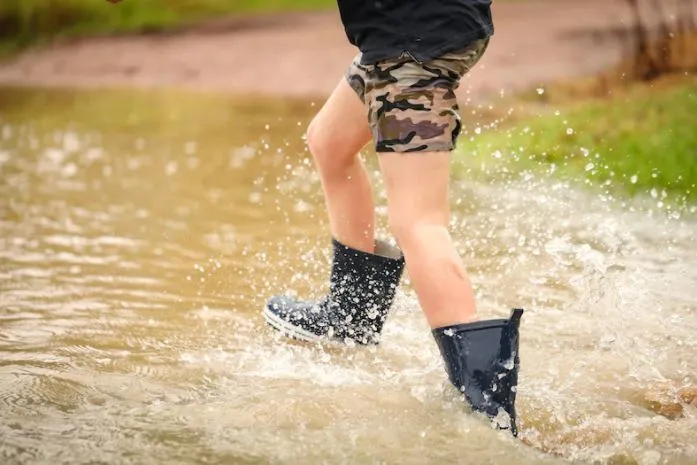 9 Arti mimpi berenang © 2022 berbagai sumber