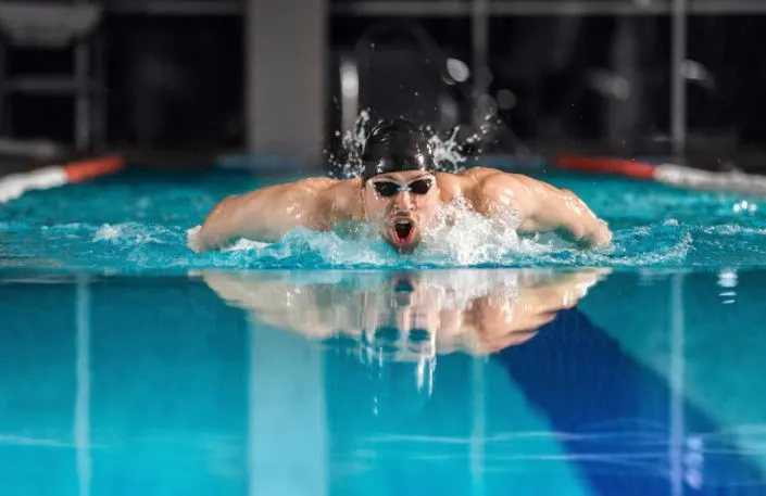 9 Arti mimpi berenang © 2022 berbagai sumber