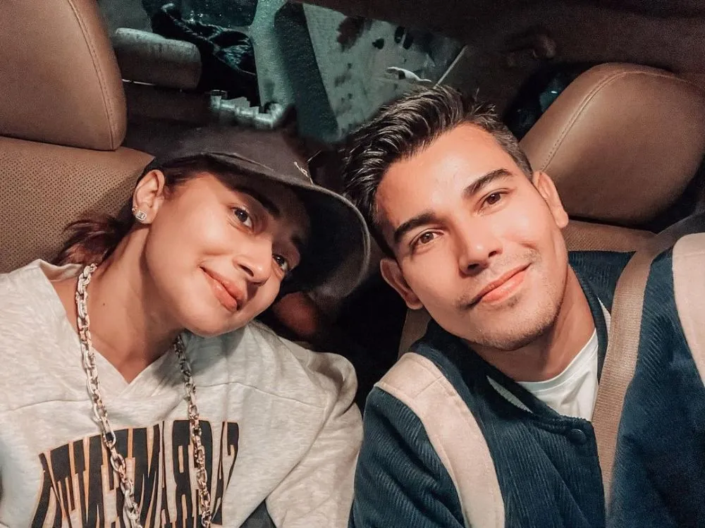 Tina Datta dan Leo Consul Berbagai sumber Tina Datta dan Leo Consul Berbagai sumber