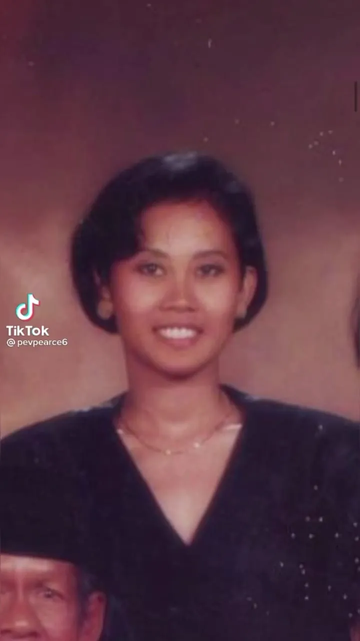 masa muda ibunda pevita pearce © berbagai sumber masa muda ibunda pevita pearce © berbagai sumber