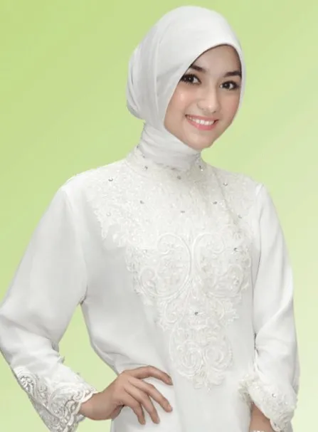 Potret awal karier Citra Kirana © berbagai sumber Potret awal karier Citra Kirana © berbagai sumber