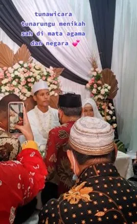 Pernikahan tunarungu dan tunawicara bikin haru TikTok Pernikahan tunarungu dan tunawicara bikin haru TikTok