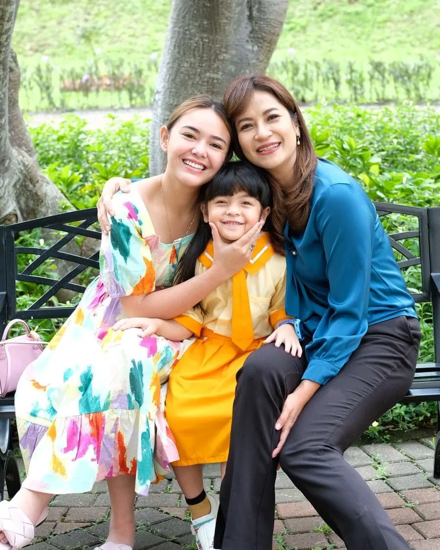 kata Amanda Manopo soal kritikan pada Ikatan Cinta © berbagai sumber kata Amanda Manopo soal kritikan pada Ikatan Cinta © berbagai sumber