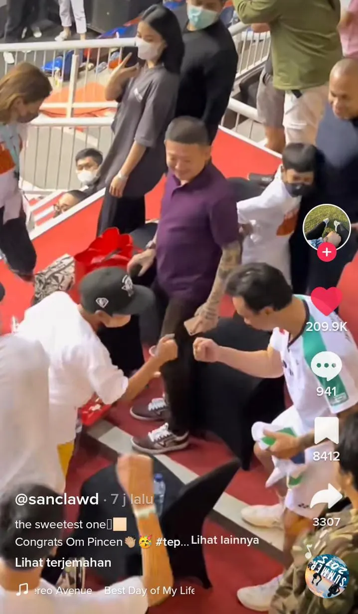 Vincent Berbagai sumber