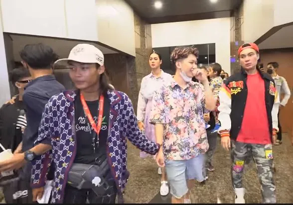 Baim Wong di Citayam Fashion Week Berbagai sumber Baim Wong di Citayam Fashion Week Berbagai sumber