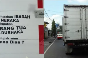 17 Tulisan lucu di belakang mobil boks ini bikin senyum kecut