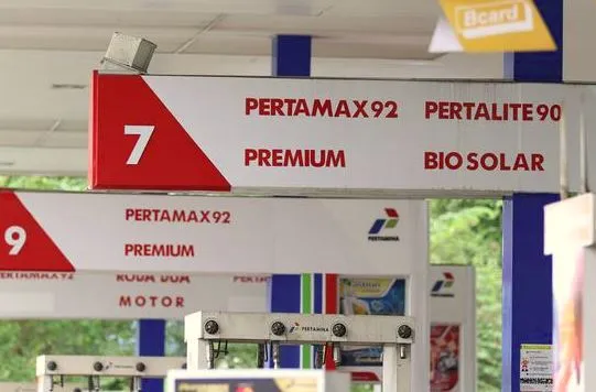 Tarif terbaru BBM Berbagai sumber Tarif terbaru BBM Berbagai sumber